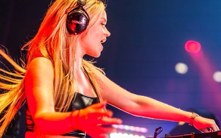 Avatar of DJ Mandy