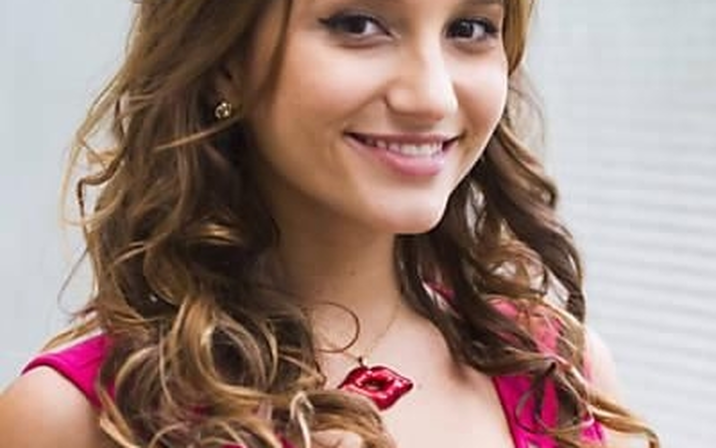 Avatar of Lorena Comparato