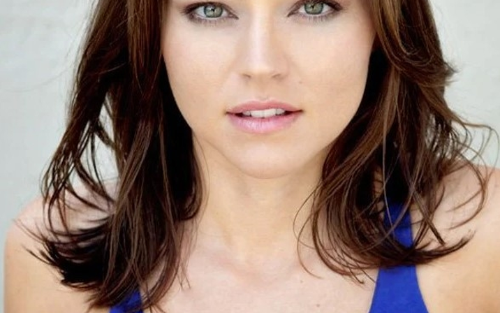 Avatar of Trieste Kelly Dunn