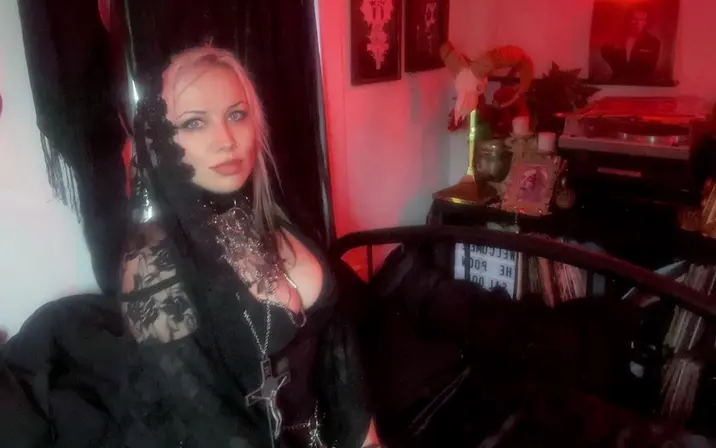 Avatar of Opencarrie666