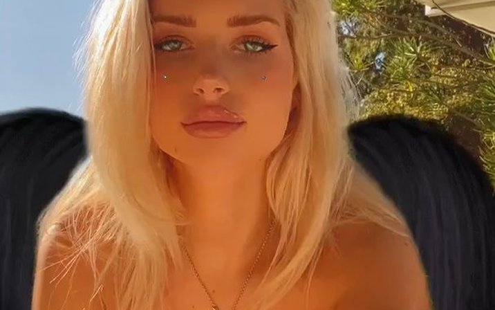 Avatar of Lottie Moss