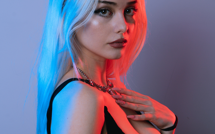 Avatar of Julia &amp; Lauren Burch