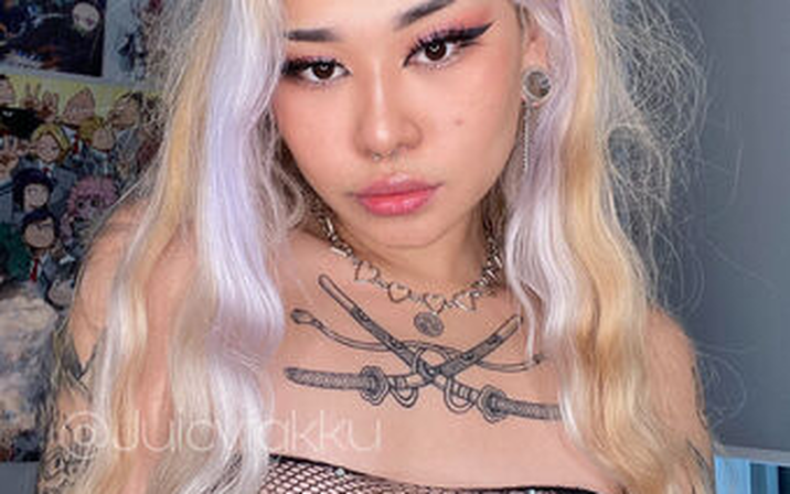 Avatar of juicyfakku