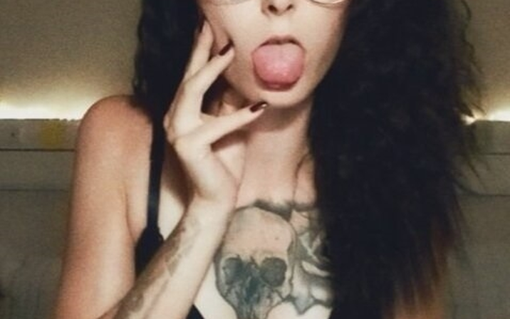 Avatar of LittleMissNaughty