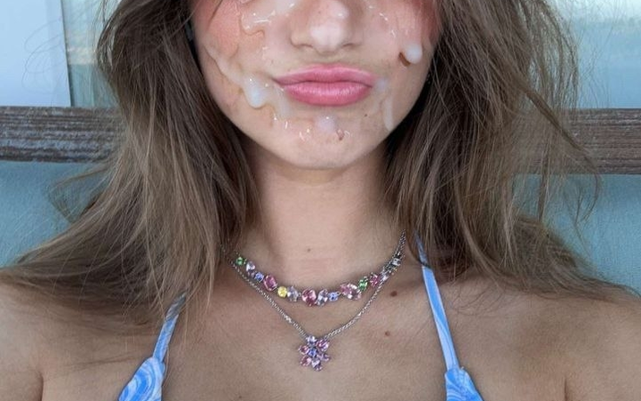 Avatar of Brooke Monk (fake)