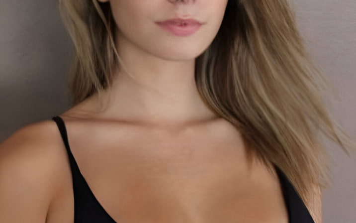 Avatar of Makenzie Raine