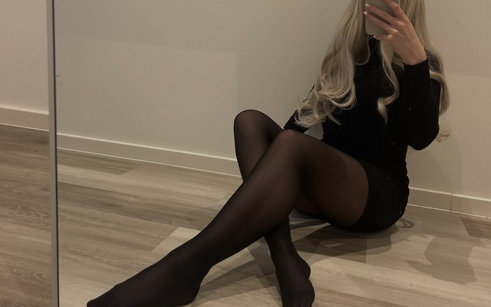 Avatar of Lilou Loves Nylon