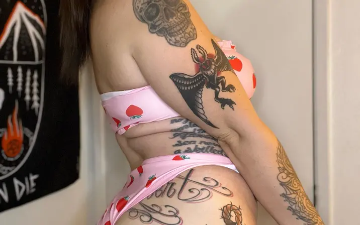 Avatar of SomethingWickedXxx | Ellie Stockholm