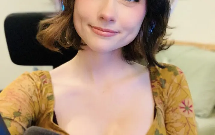 Avatar of Mareesly / Peachiemaree