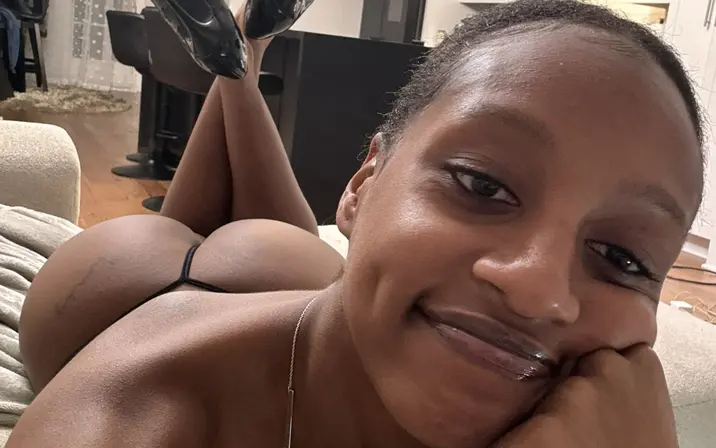 Avatar of GoddessRoyale // Royalethagoddess // Royalethevixen //Goddess Royale