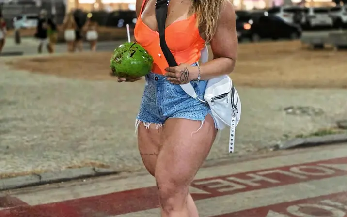Avatar of Renata Andrade