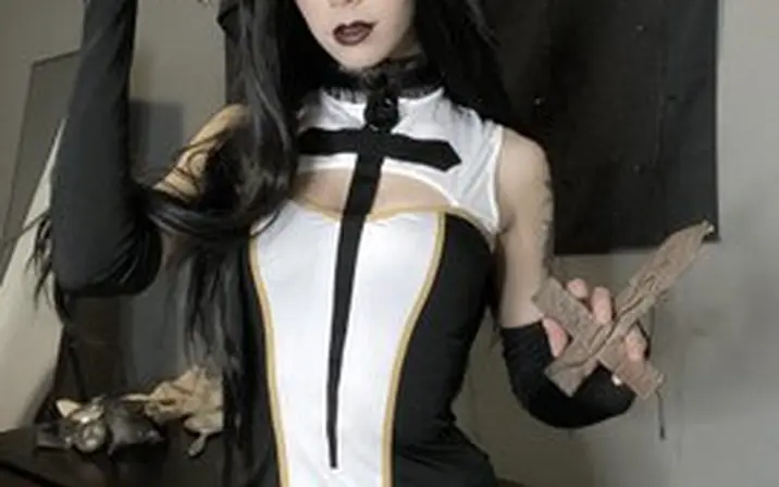 Avatar of ellathrasher / Ella Thrasher