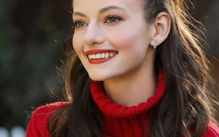 Avatar of Mackenzie Foy