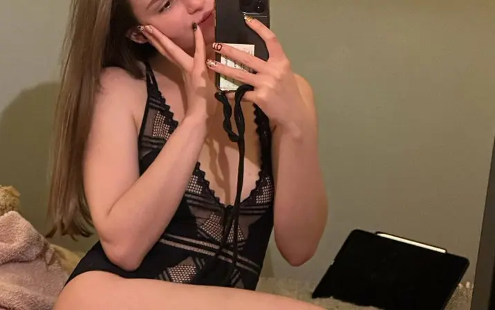 Avatar of elizabeth_osi / elizabeth_osii