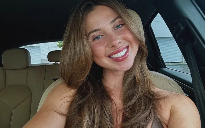 Avatar of Mattie Rose Vangelos / dailydoseof.rose