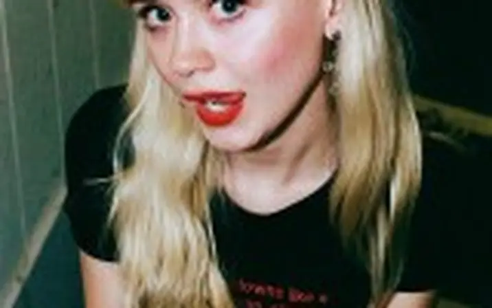 Avatar of Maisie Peters