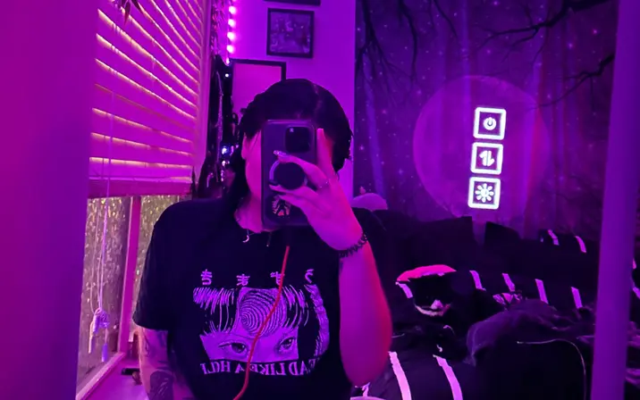 Avatar of horrorwh0re - whorrore - notahorror - megxcore