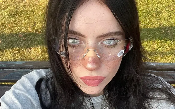Avatar of Irina minkina/ howeversnowy/rusian Billie eilish