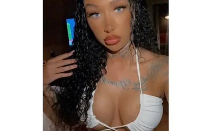 Avatar of Badgalamii / badgalames / officialamyburton / emikeoghx
