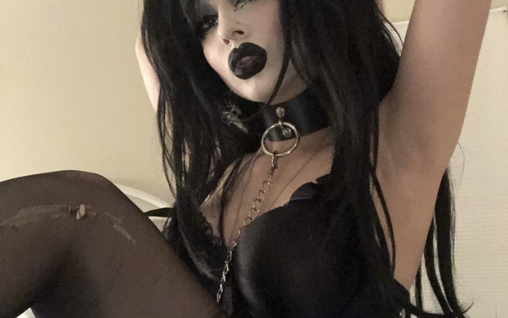 Avatar of Mamie Hades