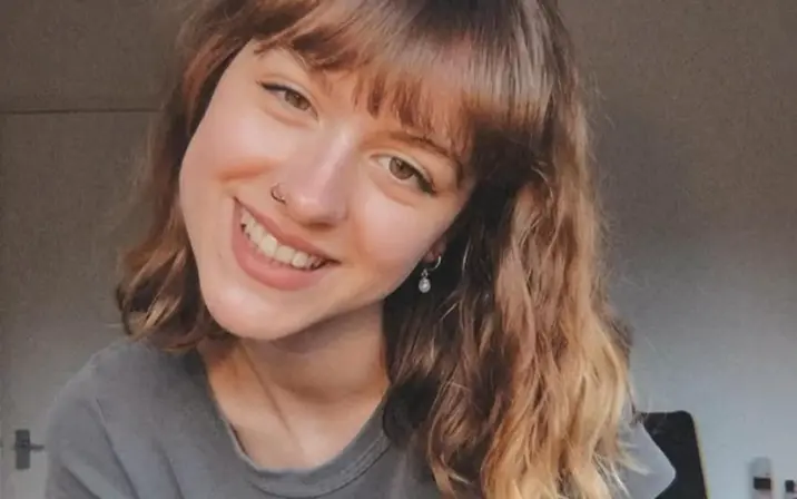 Avatar of Chloe Slater - Indie Musician