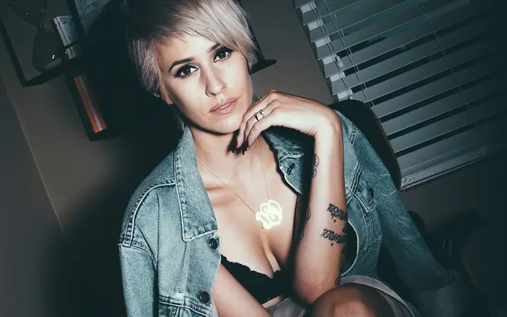 Avatar of Dev (Devin Tailes)