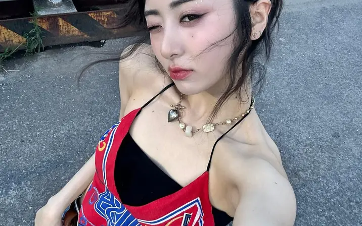 Avatar of Huh Yunjin 허윤진 | LESSERAFIM