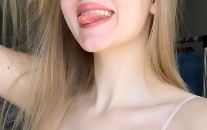 Avatar of Vladababy / vlada / dobryak / vladaelfie / Vladyslava Holovko
