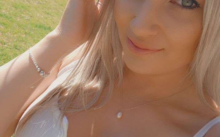 Avatar of ellymaebaker