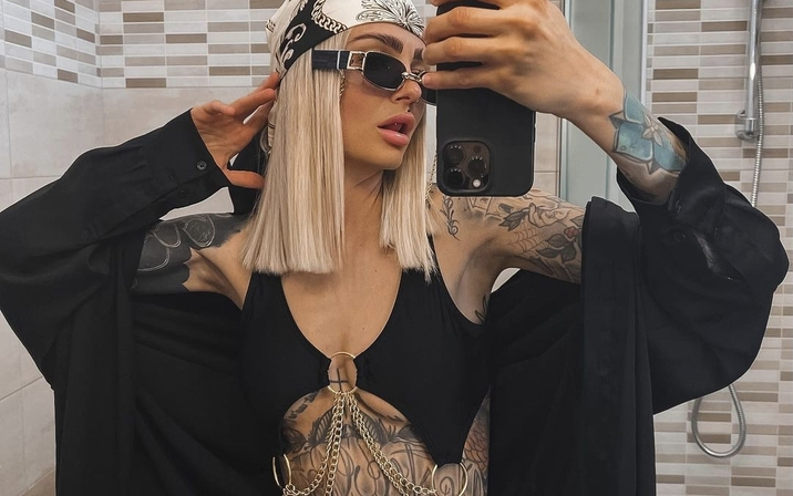 Avatar of Carina_mthrfckr