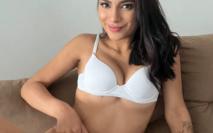 Avatar of Latina Adriana olivera