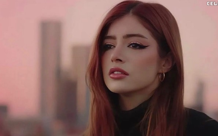 Avatar of Chrissy Costansa