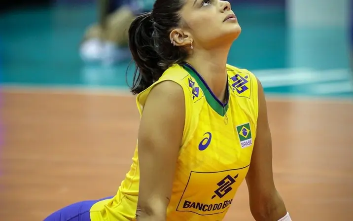 Avatar of Lara Nobre