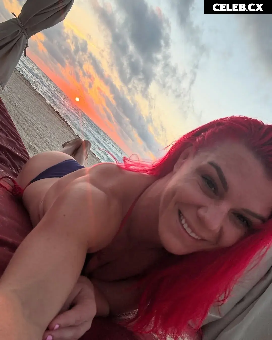 Gillian Robertson Image 9878163