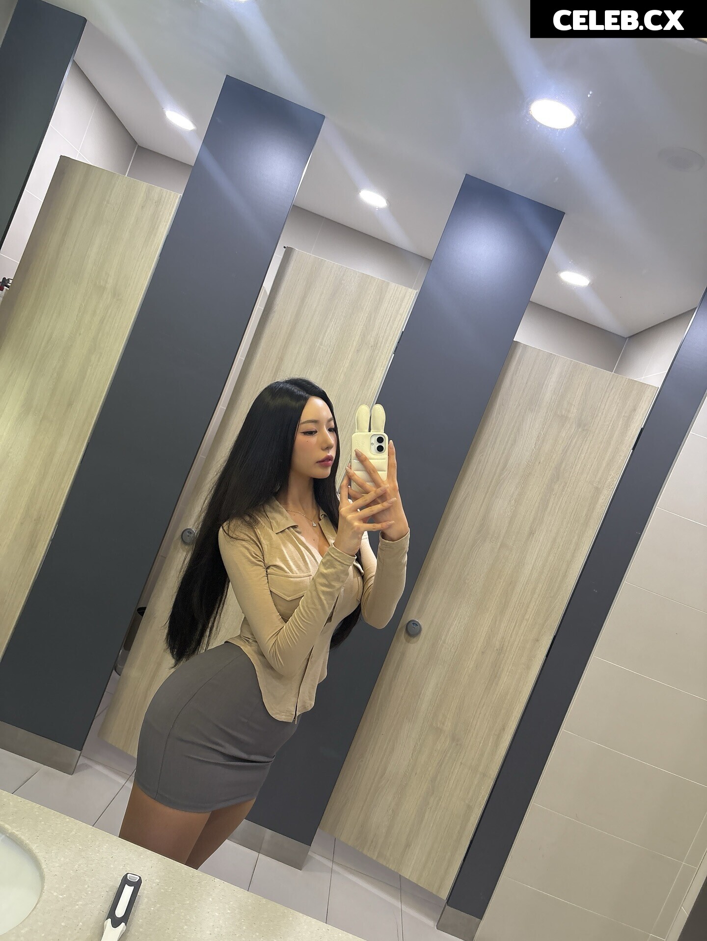 h___rvn | rvn1015 | 동그란 | Dongeuran Image 8159887