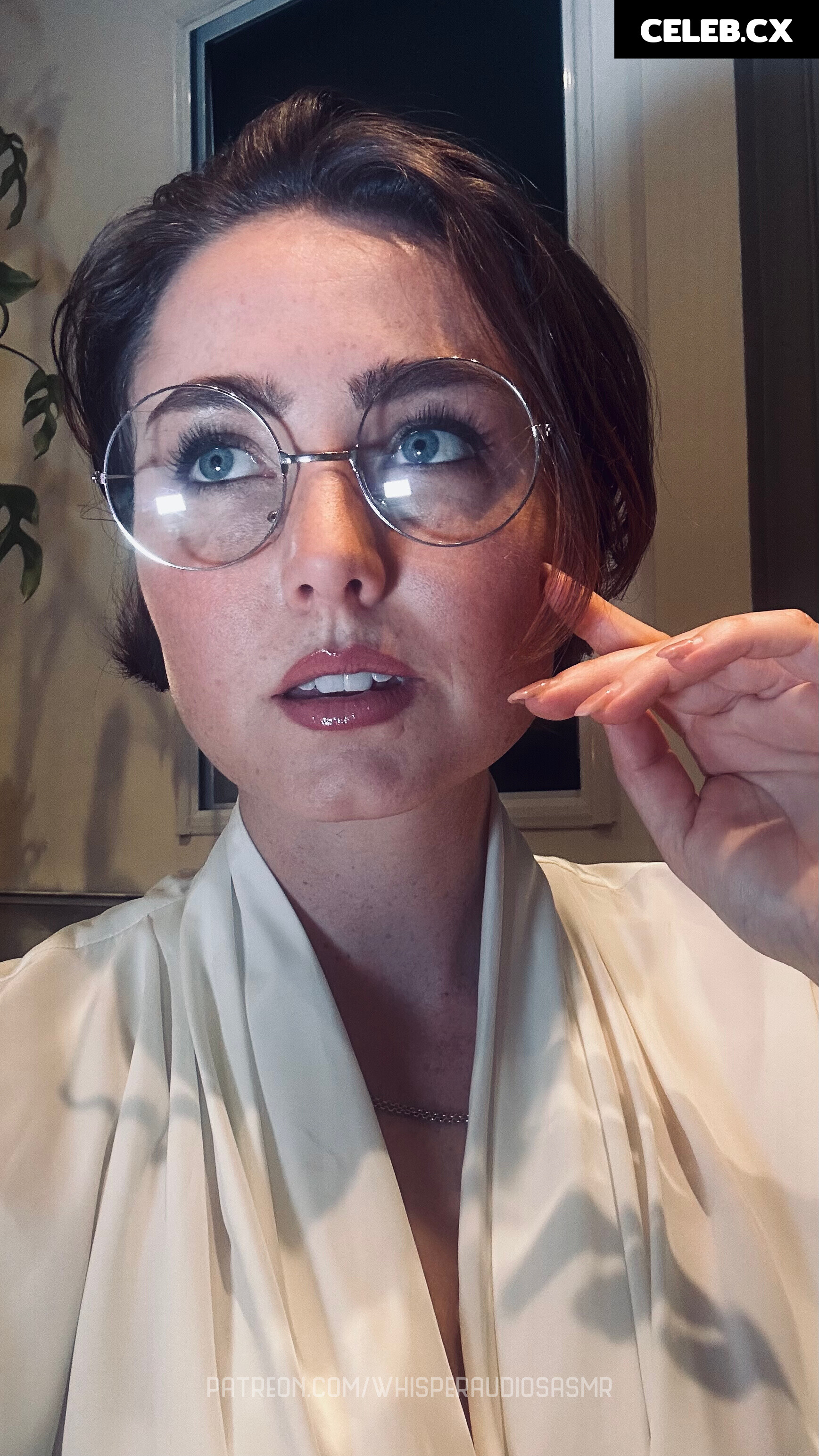 WhisperAudios ASMR Image 8237119