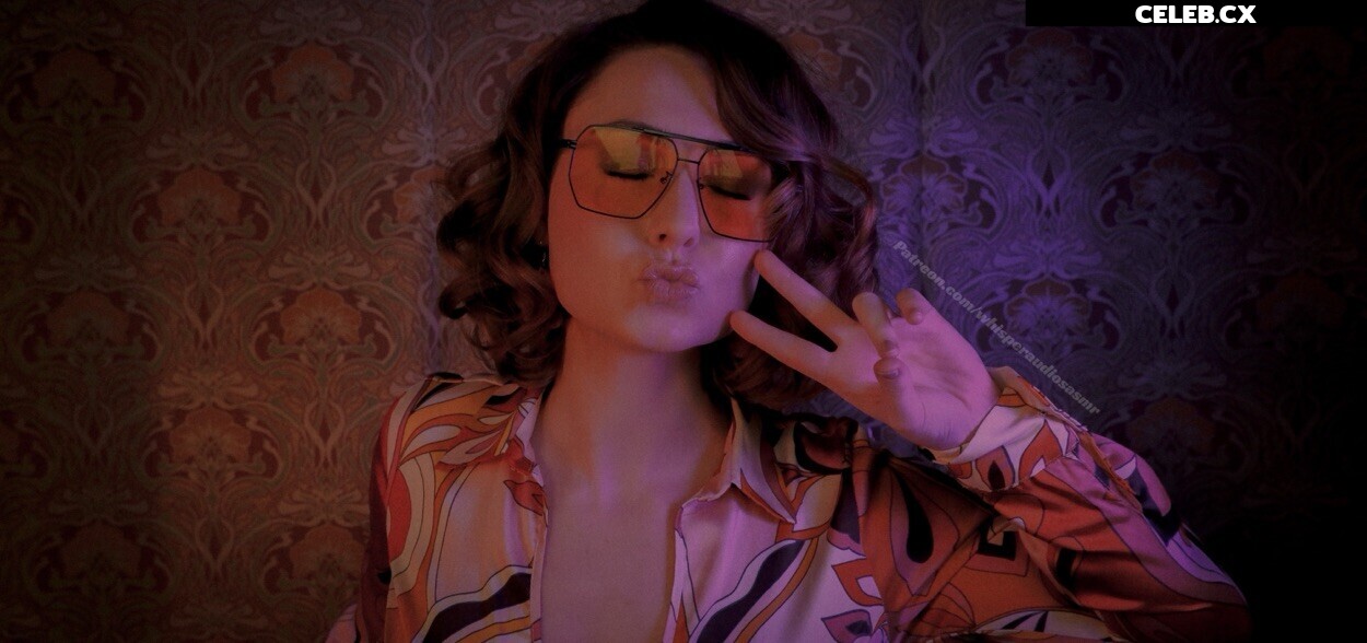 WhisperAudios ASMR Image 8233855