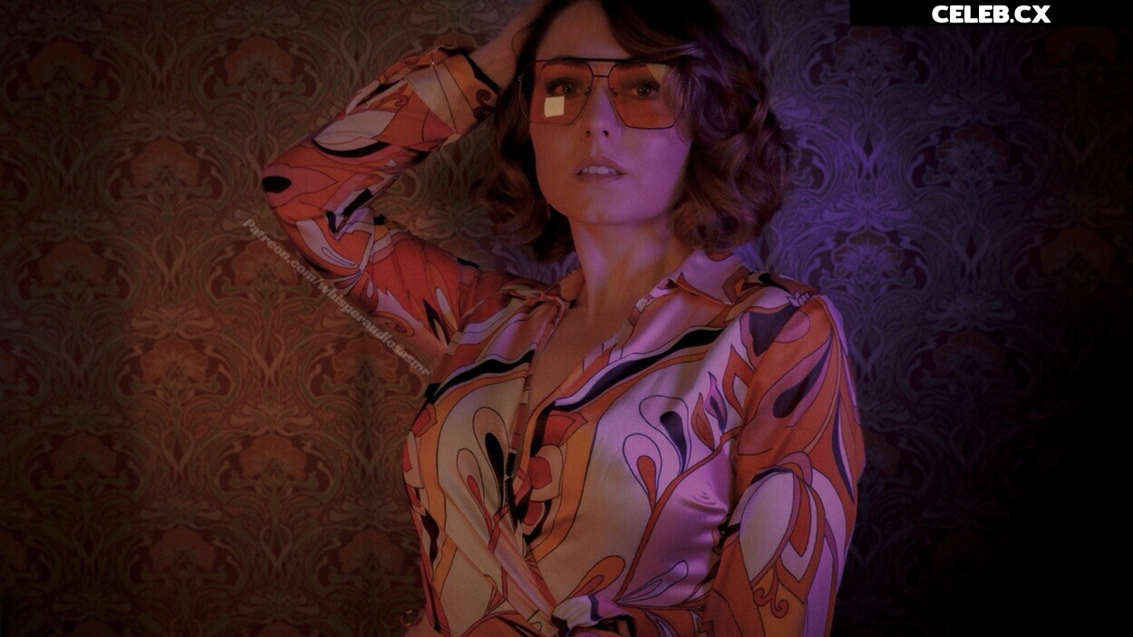 WhisperAudios ASMR Image 8233838