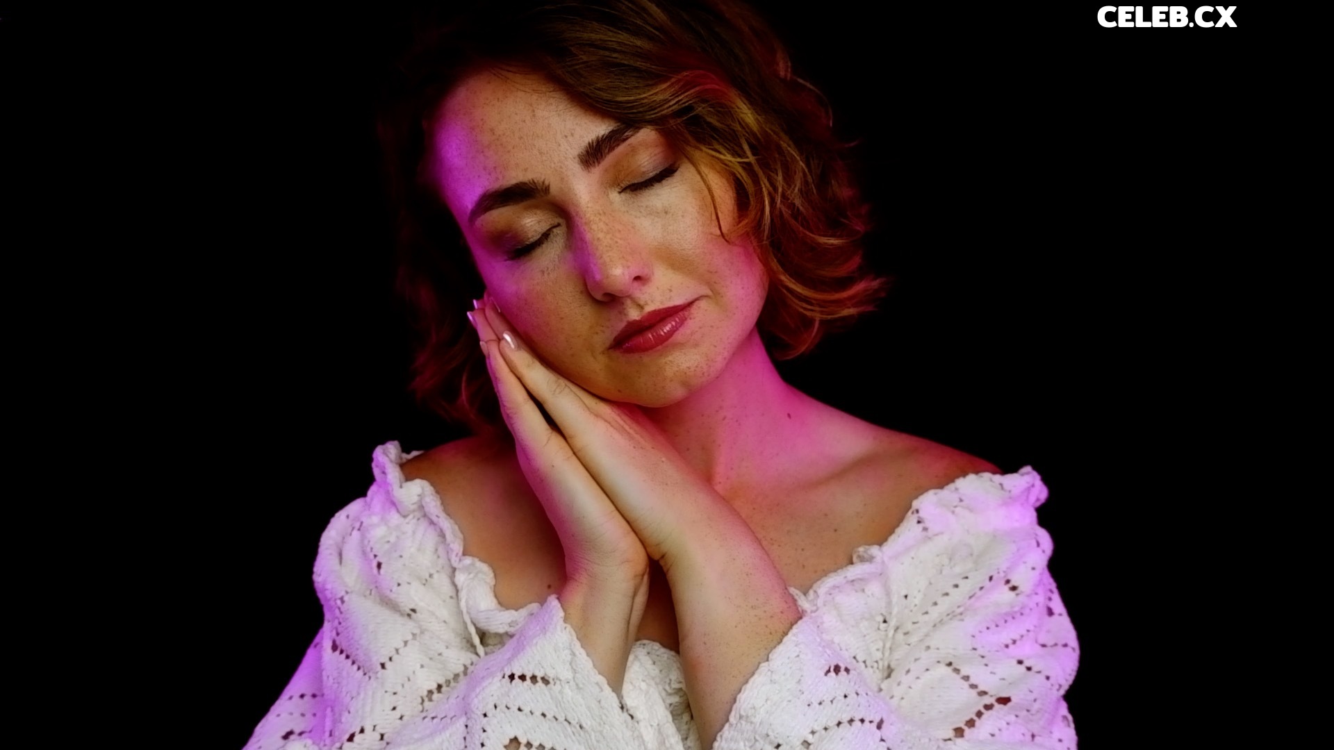 WhisperAudios ASMR Image 8229801