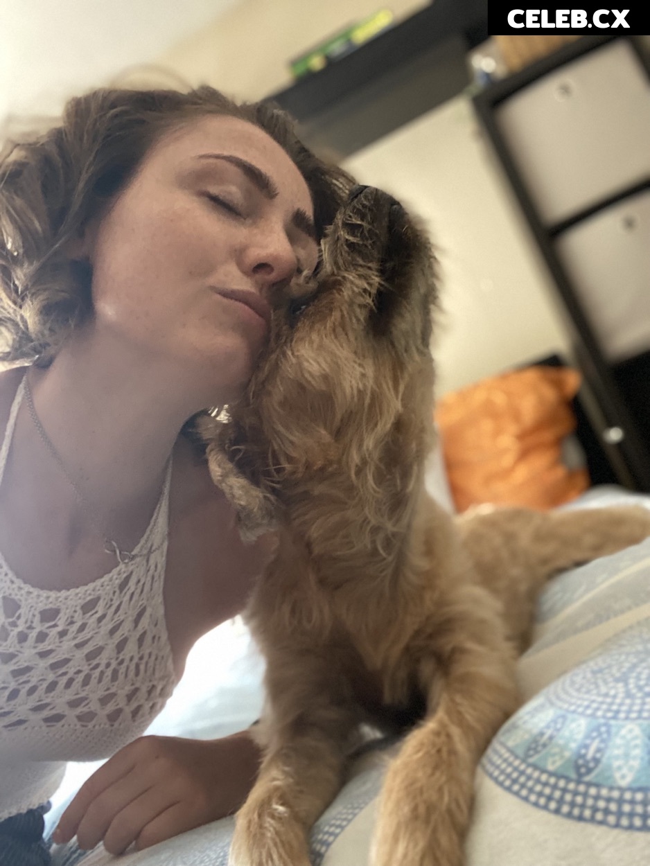 WhisperAudios ASMR Image 8229807