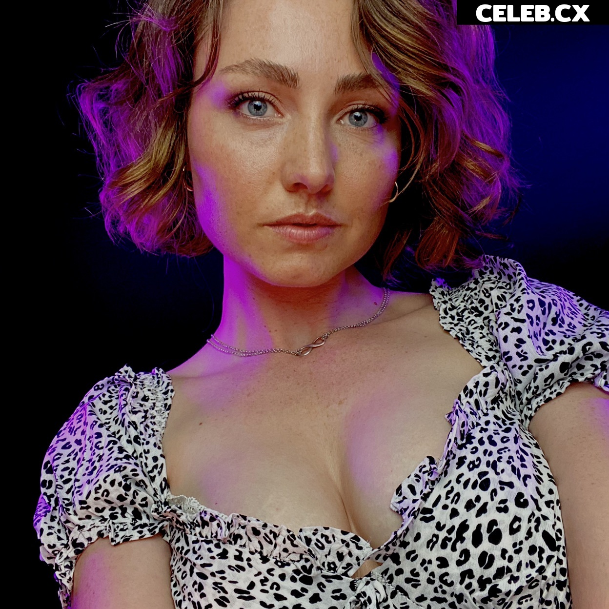 WhisperAudios ASMR Image 8229784