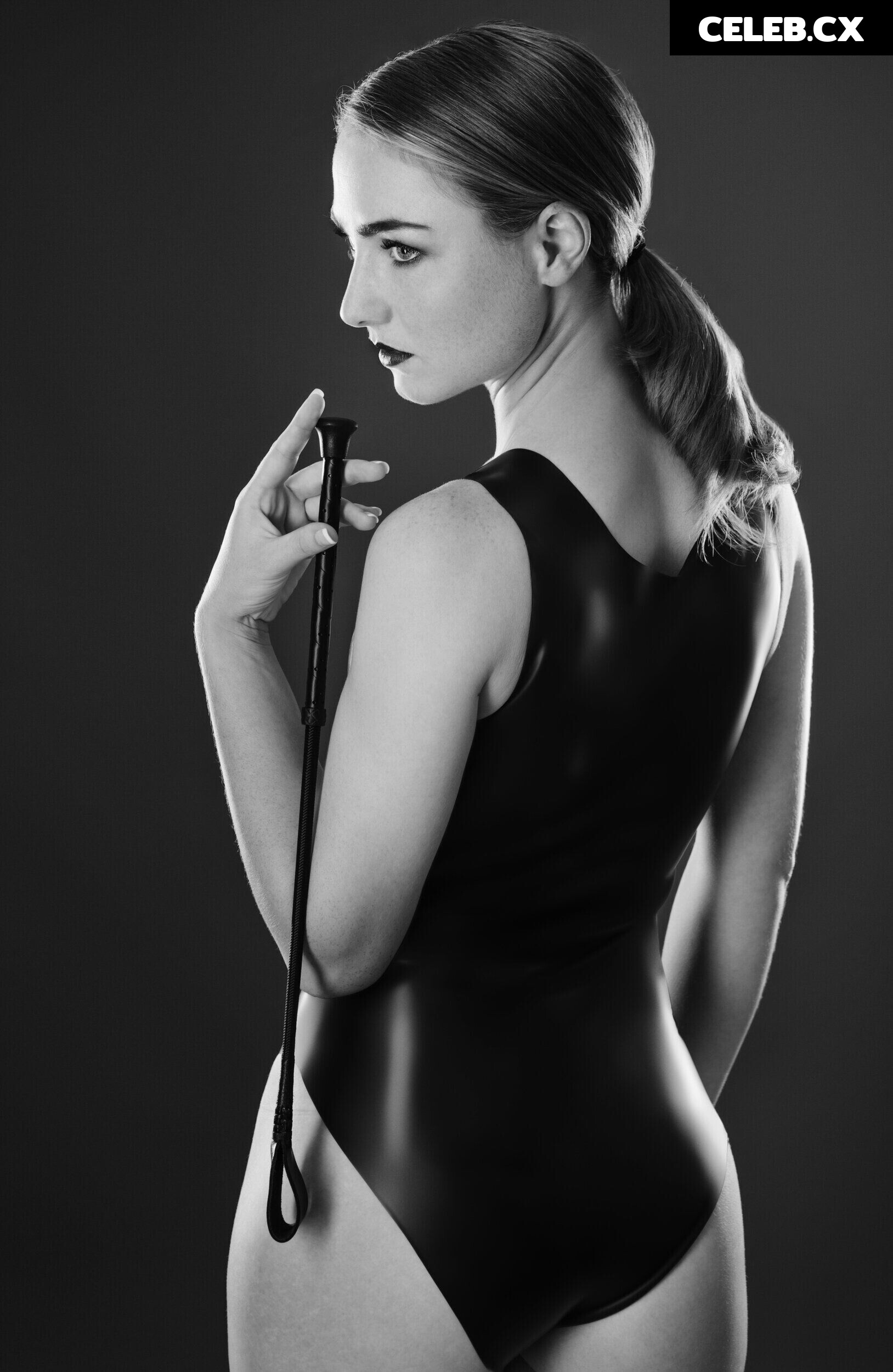 WhisperAudios ASMR Image 8228537
