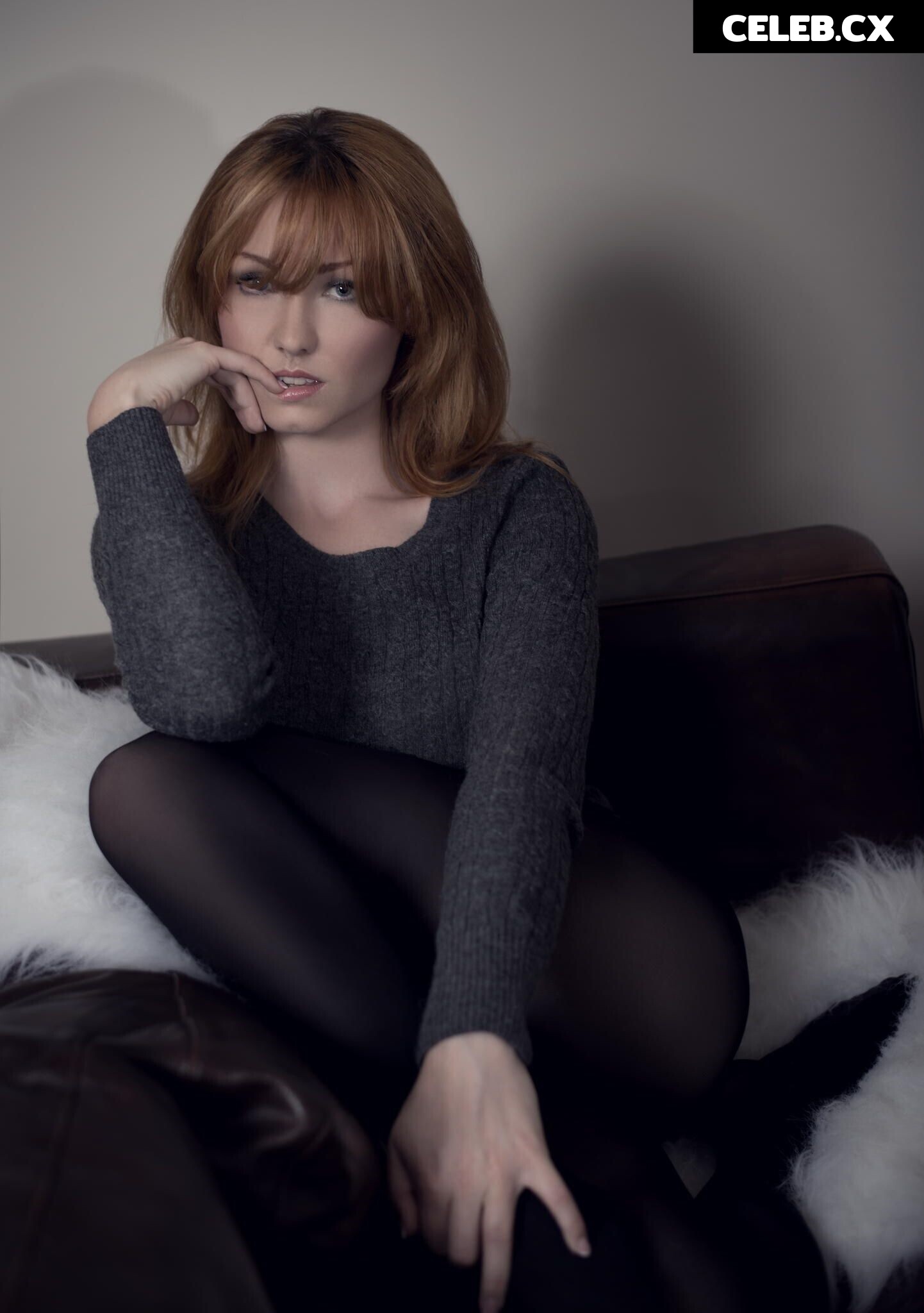 WhisperAudios ASMR Image 8228471