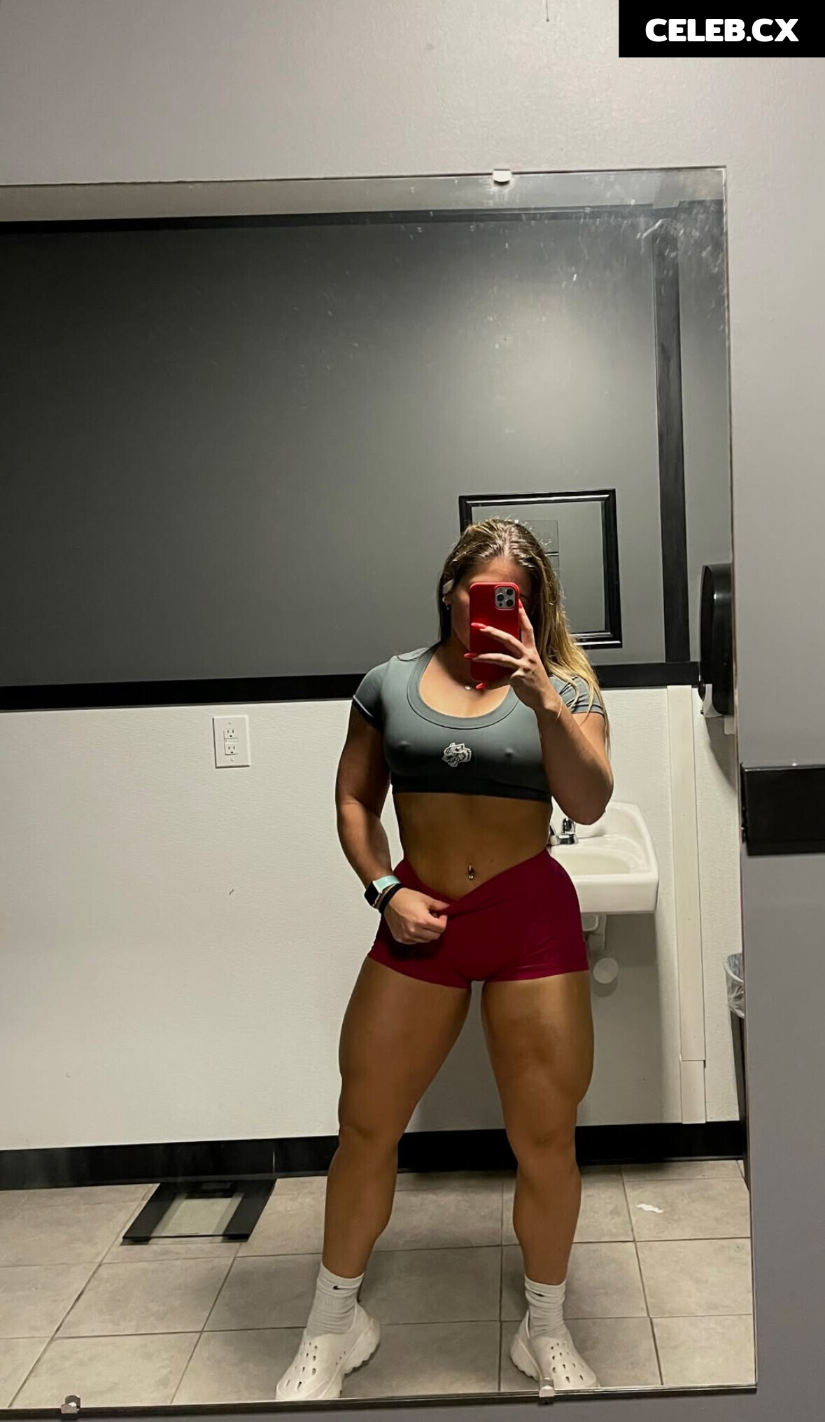 Kaitlinn_kfit / Kaitlin Kobuszewski Image 8863659