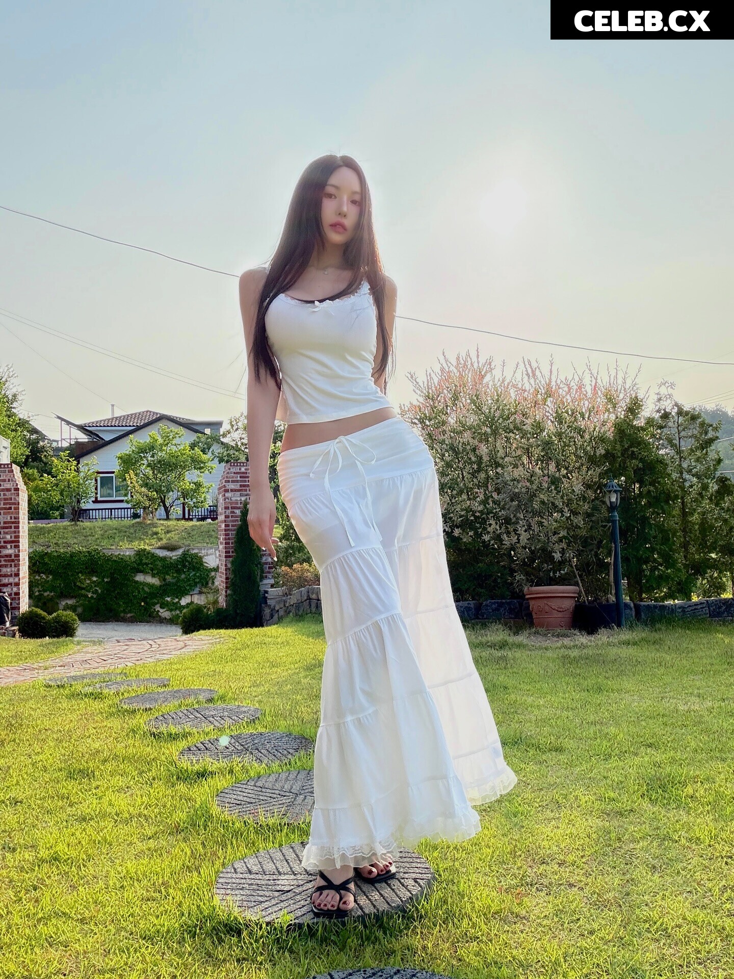 h___rvn | rvn1015 | 동그란 | Dongeuran Image 8857250