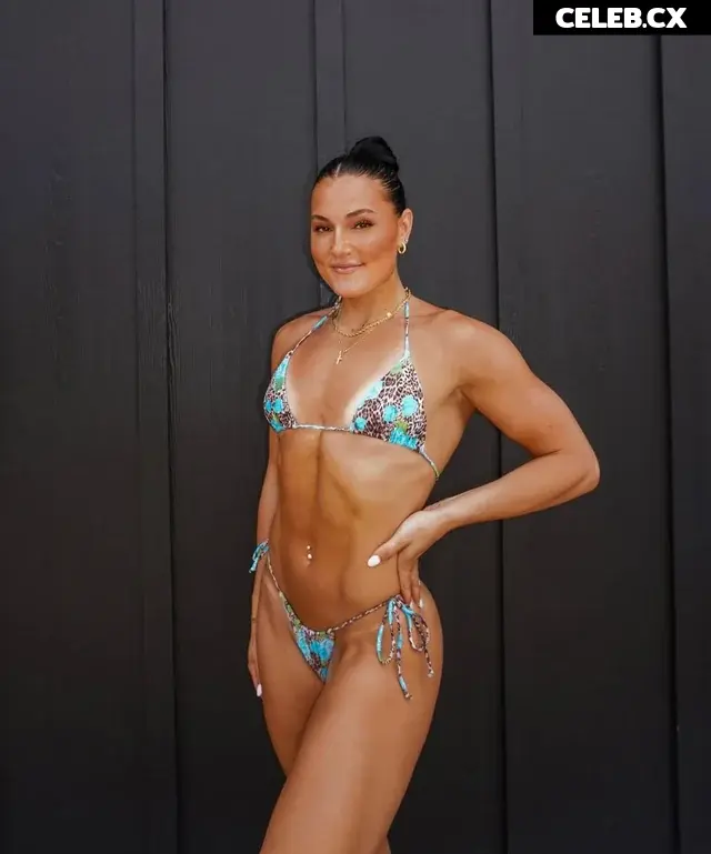 Leah Adzija Image 8840849