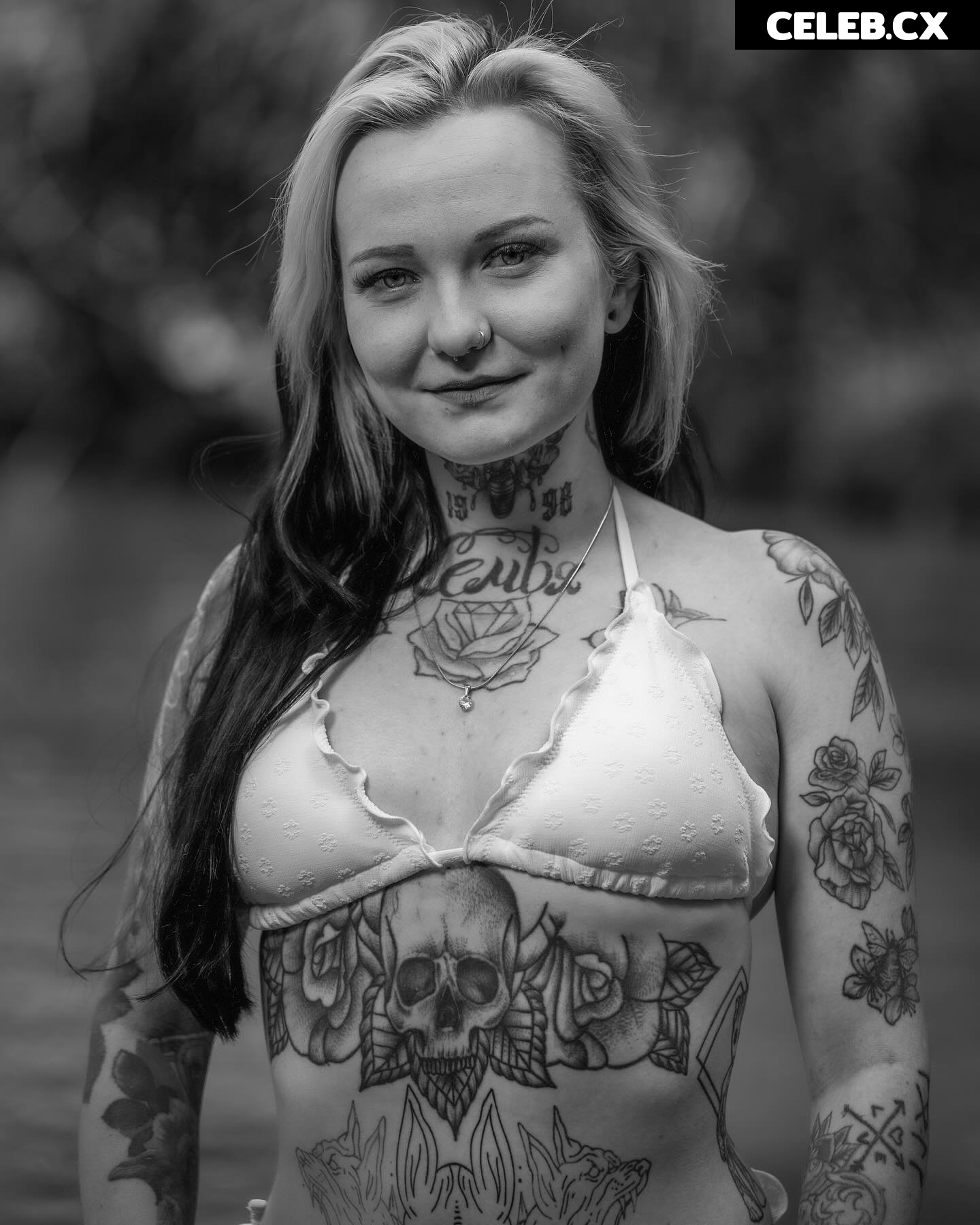 ms.lxura Image 8742137