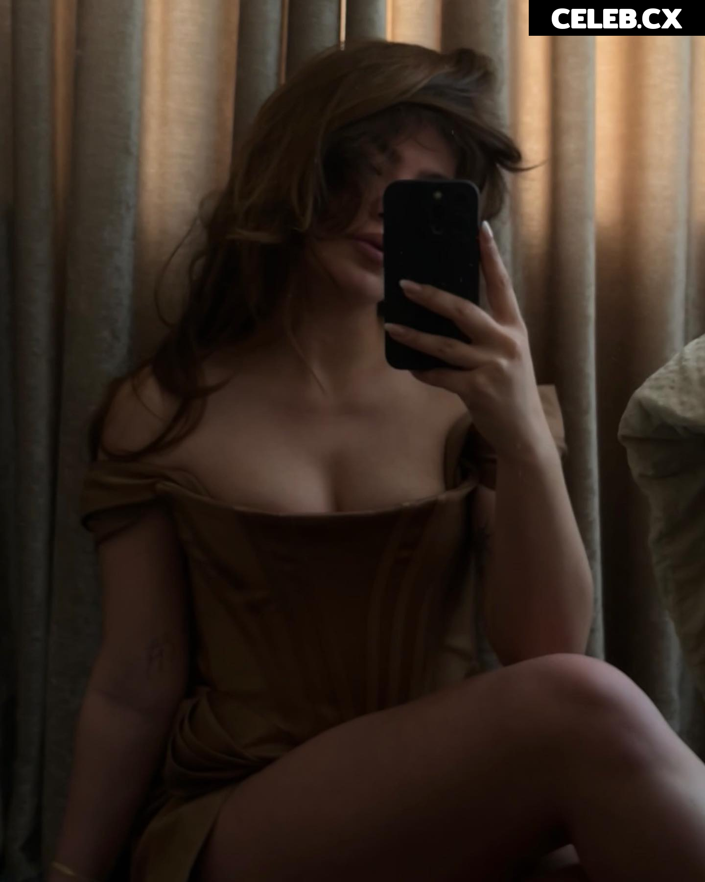 Abbey Hoes Image 8088097