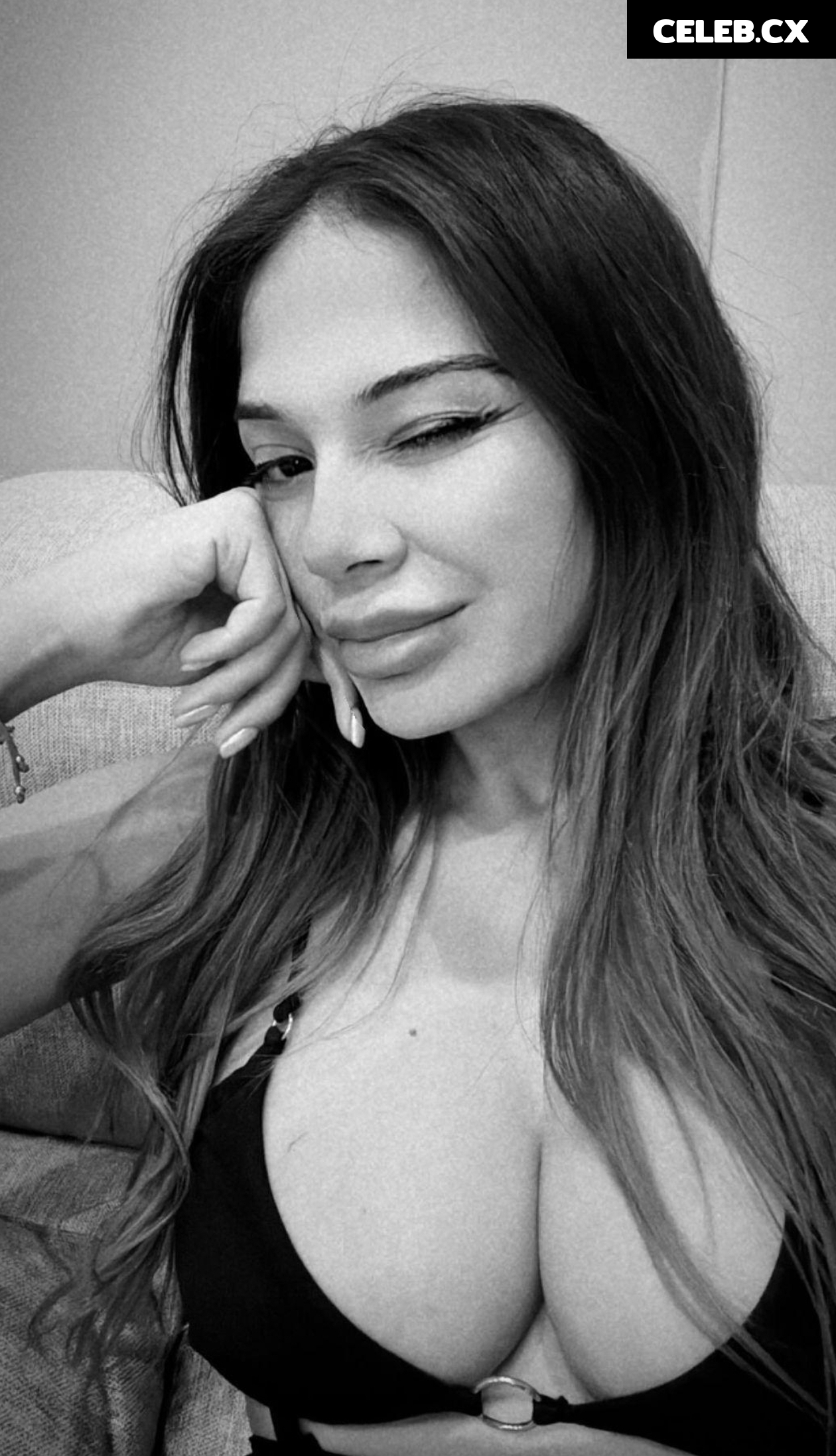 Merve Taskin Image 2451789