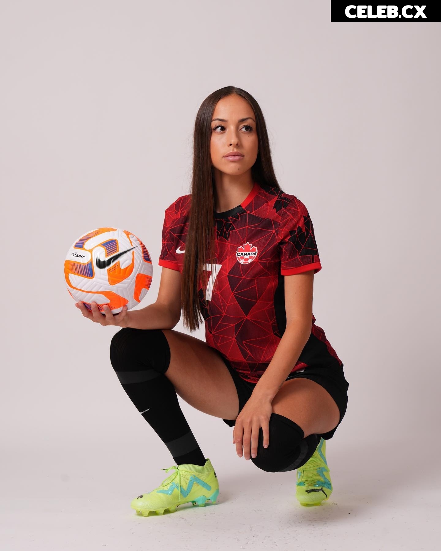 Julia Grosso Image 2094364
